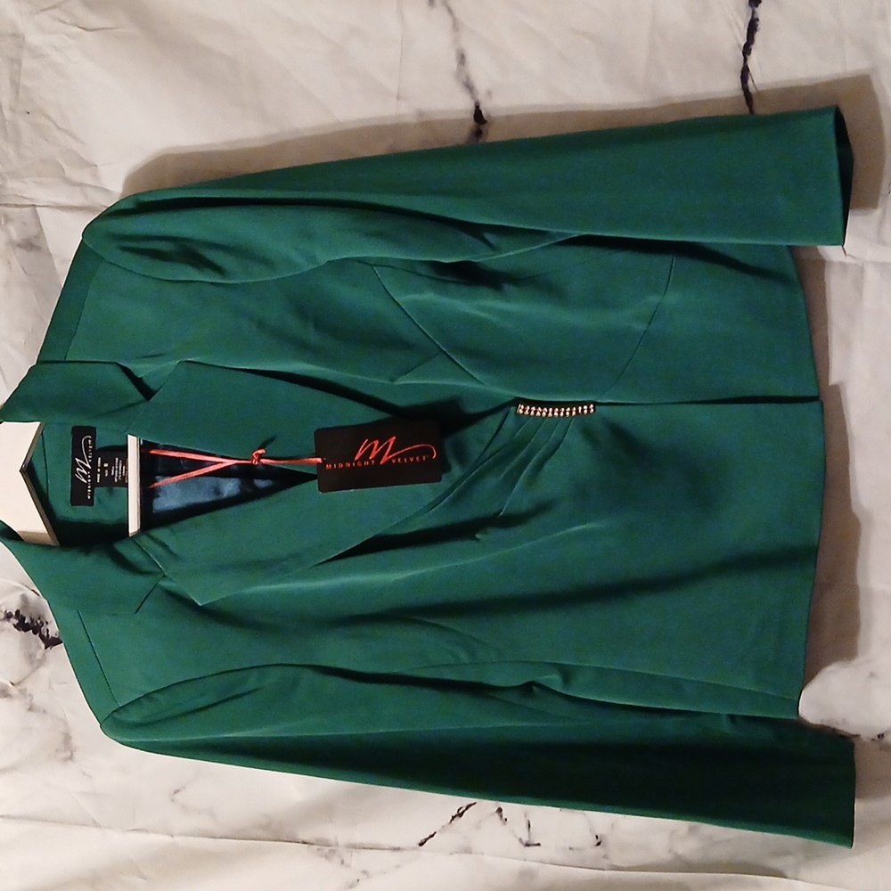 Midnight Velvet blazer 8 💚💚💚💚